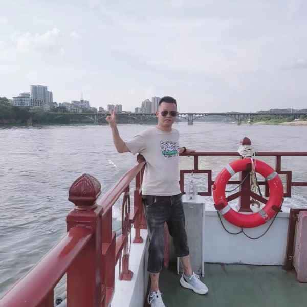 四川27岁单身帅哥真诚找对象-大同征婚相亲网