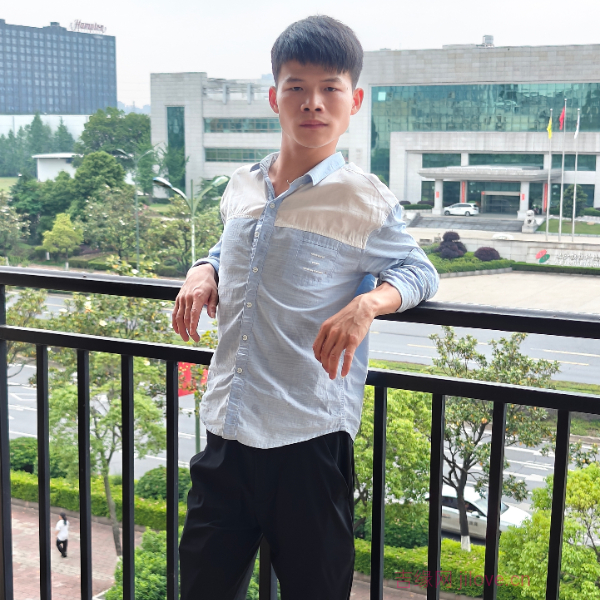 湖南28岁单身帅哥真诚找对象-大同征婚相亲网