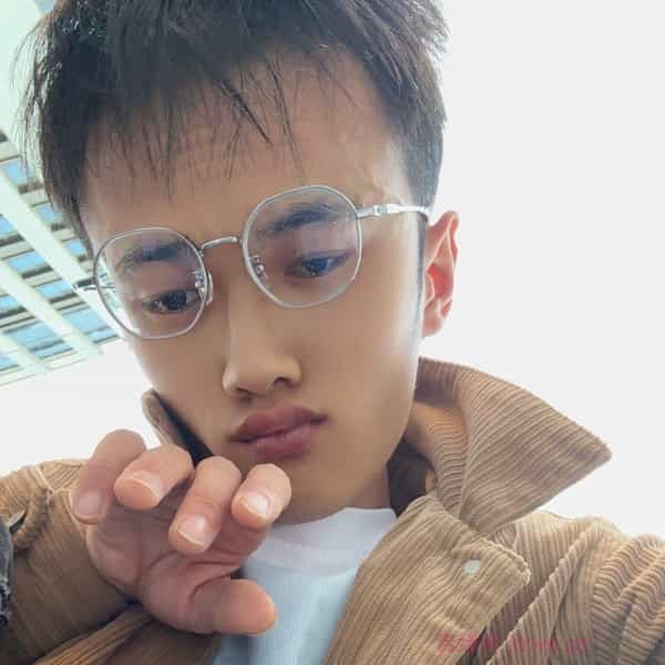 31岁岁贵州单身帅哥 - 大同吉缘网